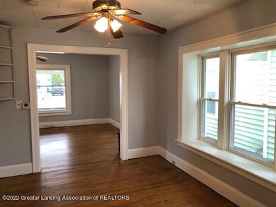 1315 W Hillsdale St, Lansing, MI 48915 - photo 5