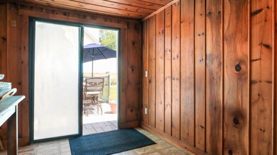 649 Calef Rd, Manchester, NH 03103 - photo 7