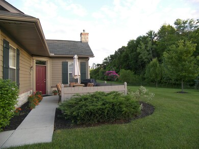 Entry/Patio
