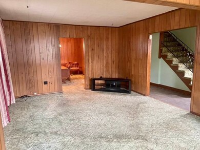 1916 Irwin St, Aliquippa, PA 15001 - photo 3