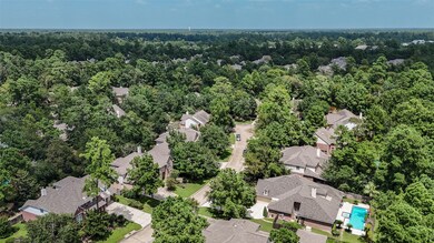 Part of the Sterling Ridge section of The Woodlands. Home is surrounded by picturesque homes and matures trees abound throughout The Woodlands!