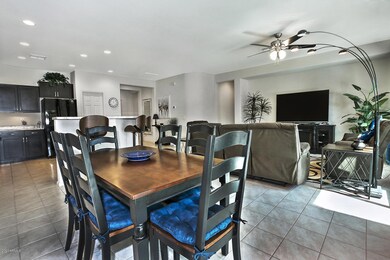 5715 W Autumn Vista Way-large-007-023-Sp