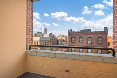 The Mariner Condominiums unit 509, Boston, MA 02109 - photo 3