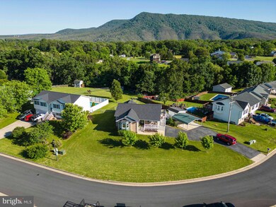 690 Christiansen Dr, Strasburg, VA 22657 - photo 3