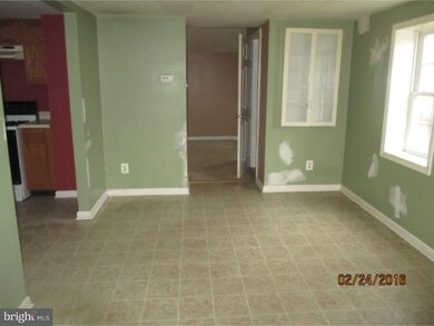 6 Mechanic St, Bridgeport, NJ 08014 - photo 5