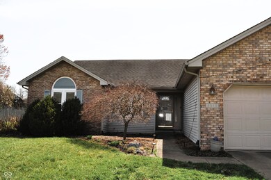 3513 Berkdale Dr, Columbus, IN 47203 - photo 2