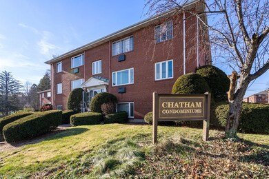 194 Lexington St unit 1, Watertown, MA 02472 - photo 2