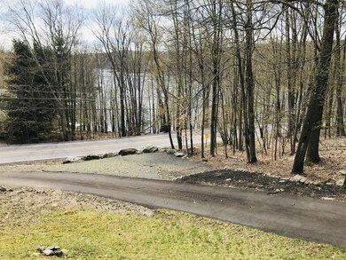 2068 Lakeview Dr E, Lake Ariel, PA 18436 - photo 3