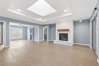 2728 Mill Trace, Carrollton, TX 75007 - photo 4