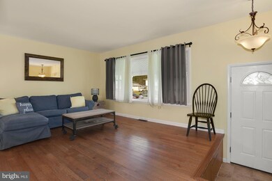 208 E Franklin Ave, Beverly, NJ 08010 - photo 7