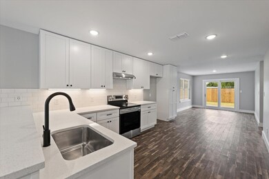 410 Cherry St, Whitesboro, TX 76273 - photo 6