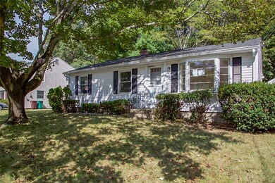 82 Patton Rd, Woonsocket, RI 02895 - photo 2