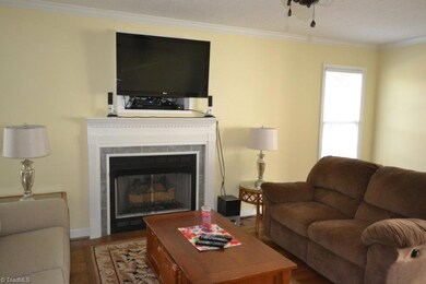 820 Anns Ct, Asheboro, NC 27205 - photo 6