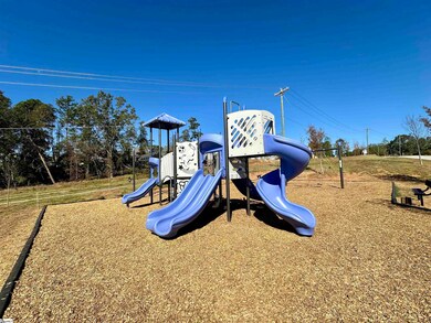 300 Mariene Dr, Greenville, SC 29607 - photo 6