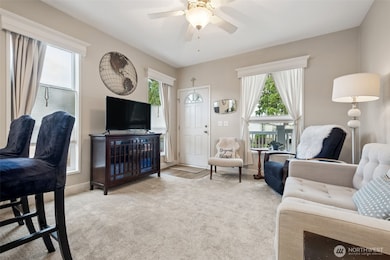 806 Pine Dr, Enumclaw, WA 98022 - photo 6