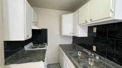 4023 Lincoln Ave unit 3, El Paso, TX 79930 - photo 7