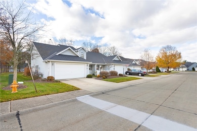 30251 Ginger Ln unit 53A, North Olmsted, OH 44070 - photo 2