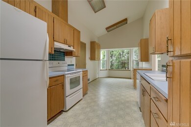 725 90th St SW, Everett, WA 98204 - photo 6