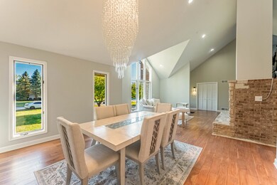 120 Pratt Blvd, Roselle, IL 60172 - photo 6