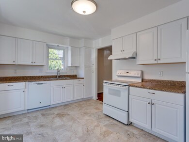 9501 Unity Ln, Lorton, VA 22079 - photo 6