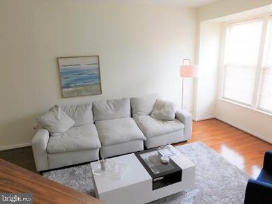 10838 Ephraim Dr, Owings Mills, MD 21117 - photo 4