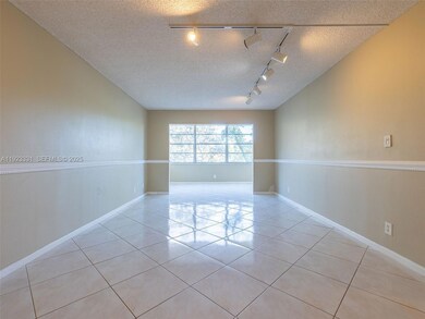 6600 Cypress Rd unit 406, Plantation, FL 33317 - photo 3