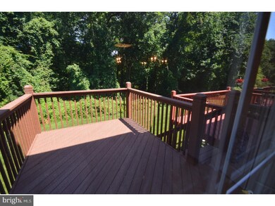 512 Jason Dr, Southampton, PA 18966 - photo 2