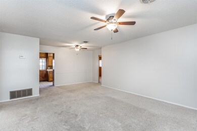 1203 Aspen Rd, Gainesville, TX 76240 - photo 7