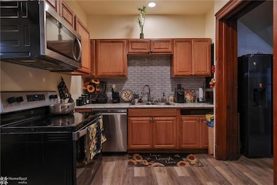 202 N 8th St, Allentown, PA 18102 - photo 4