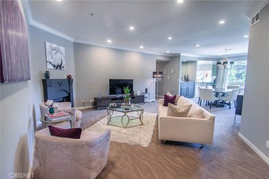 Living room & balcony boast exquisite VIEWS!