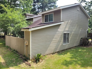 8568 Creekwood Way, Jonesboro, GA 30238 - photo 6