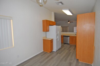 421 N Payton unit I, Mesa, AZ 85207 - photo 3