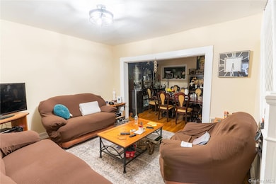 121-15 95th Ave, South Richmond Hill, NY 11419 - photo 6