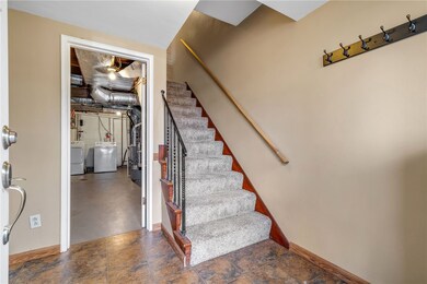 1514 Dunluce Dr, Pittsburgh, PA 15227 - photo 5