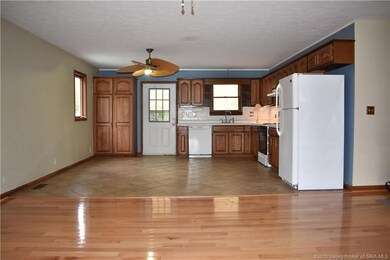 4114 Chapel Ln, New Albany, IN 47150 - photo 3