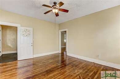 522 E 38th St, Savannah, GA 31401 - photo 3