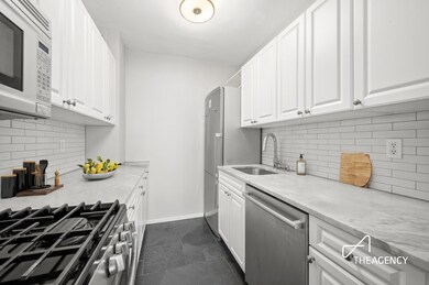 225 E 76th St unit 5-A, New York, NY 10021 - photo 3