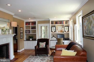 17 Holmehurst Ave, Catonsville, MD 21228 - photo 3