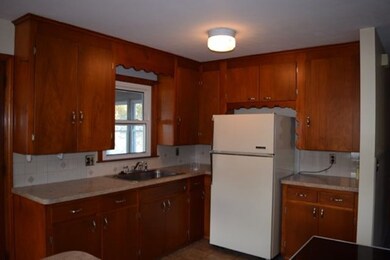 80 Hunter Rd, Ludlow, MA 01056 - photo 4