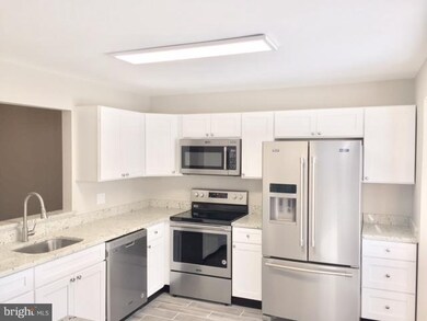 8 Steeplejack Ct, Owings Mills, MD 21117 - photo 3