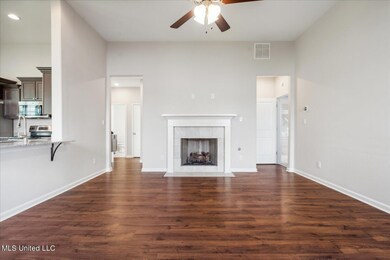 05-04-1486720w-6252 Arlington Ln