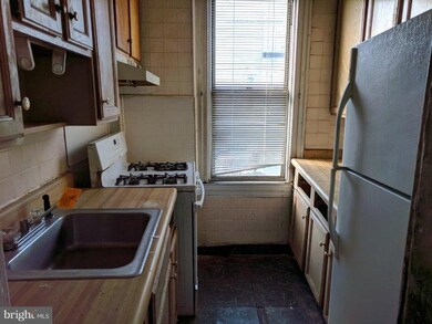 338 N Hilton St, Baltimore, MD 21229 - photo 7