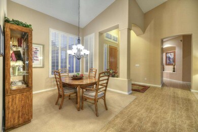 006_Dining-Foyer