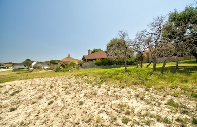 2004 Valencia Dr N unit 82, Kerrville, TX 78028 - photo 5