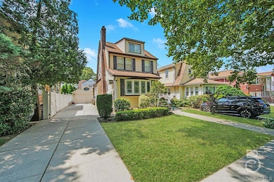 38-22 Clearview Expy, Flushing, NY 11361 - photo 2