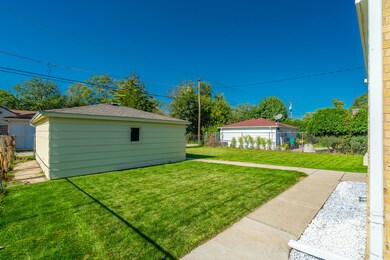 924 Gardner Rd, Westchester, IL 60154 - photo 6