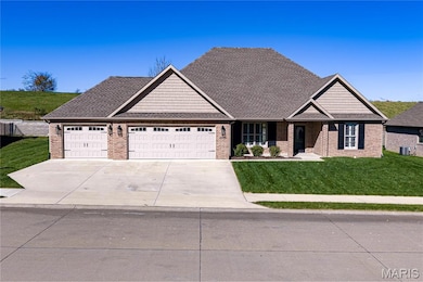 1599 Helmsdale Dr, Cape Girardeau, MO 63701 - photo 2