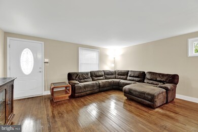 1001 Kayden Ln, Essex, MD 21221 - photo 5