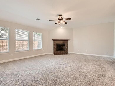 2001 Prescott Downs Dr, Denton, TX 76210 - photo 5