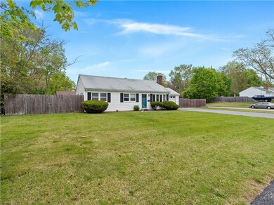 139 Underwood Ave, Warwick, RI 02888 - photo 4